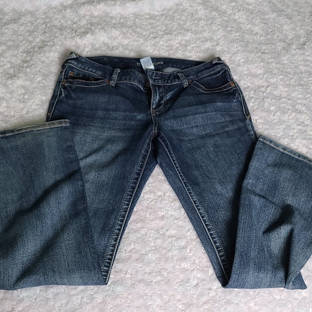 Maurices jeans